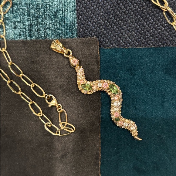 Jane Win Jewelry - Jane Win Snake Pendant